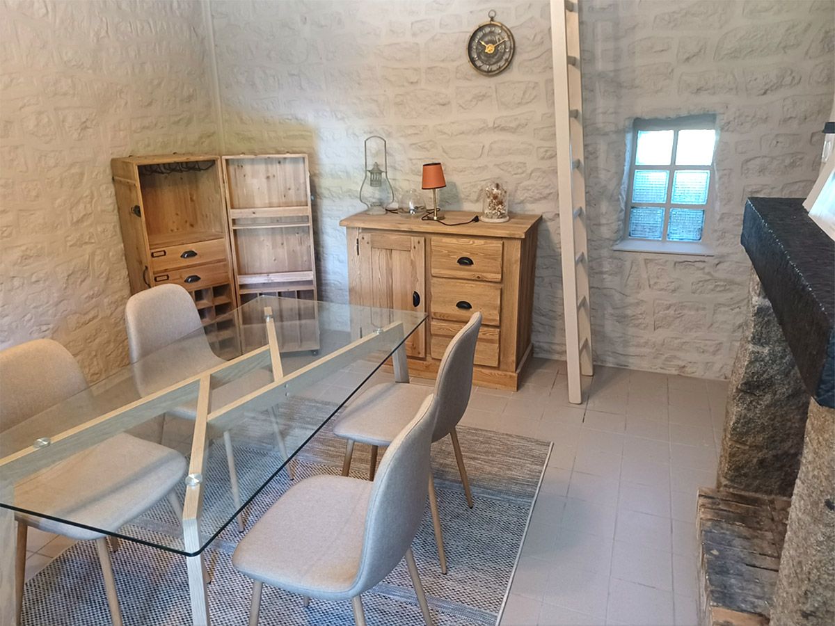 GÃ®te de l'atelier Chateau le Rocher Portail